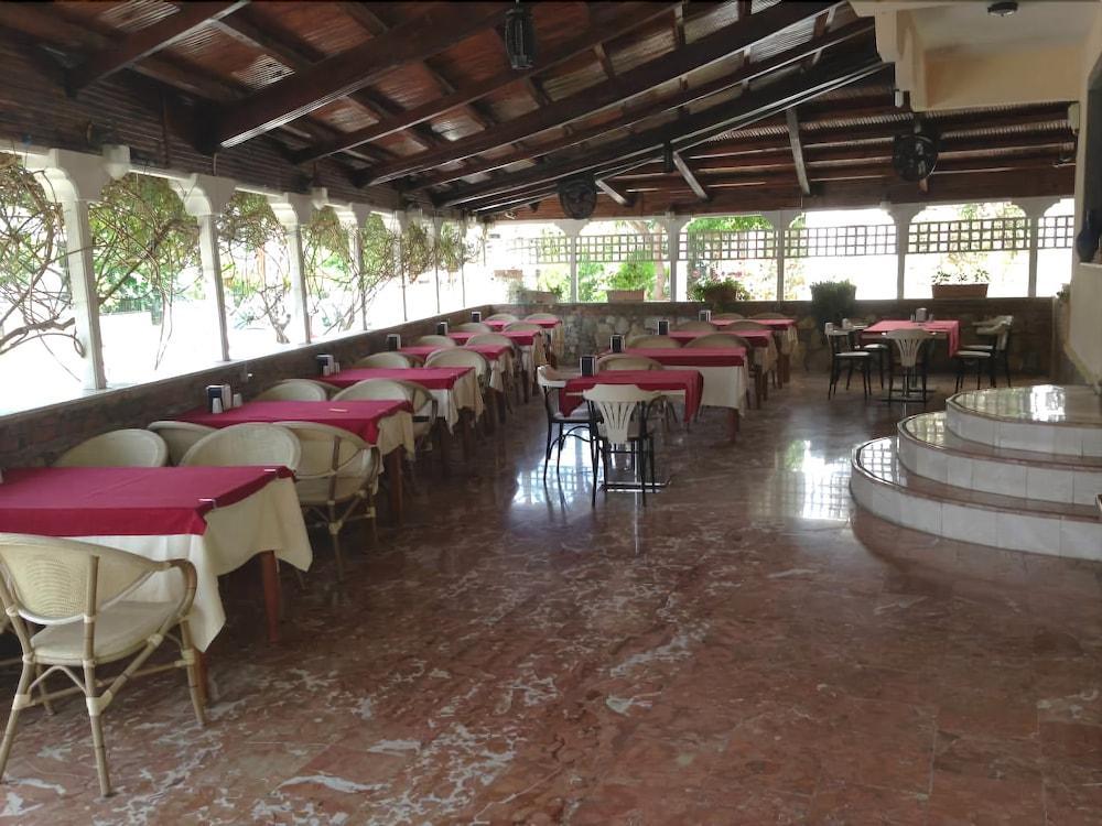 Besik Hotel Fethiye Exteriör bild