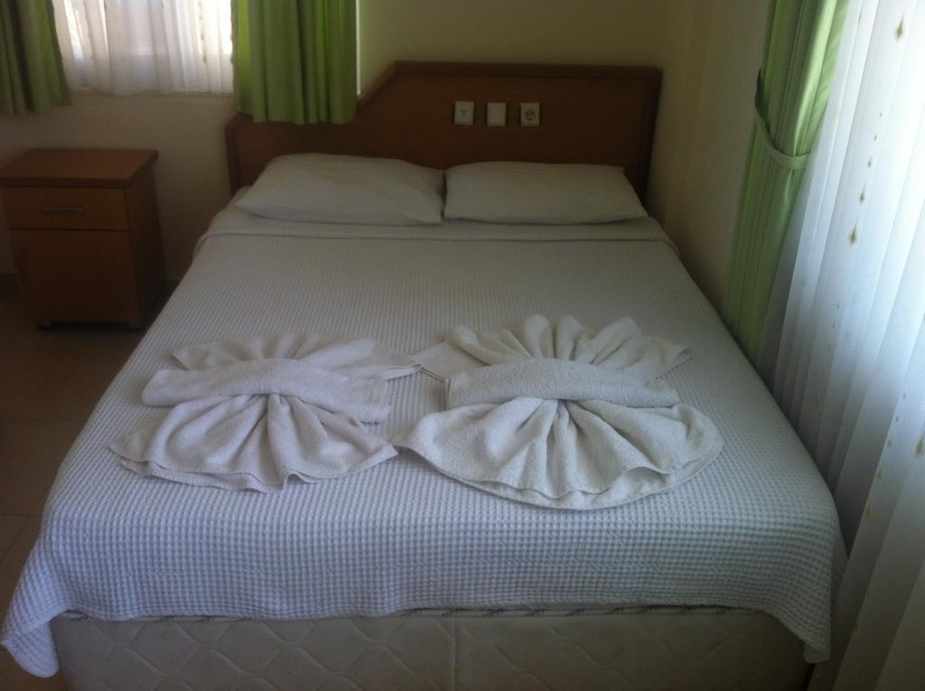 Besik Hotel Fethiye Exteriör bild